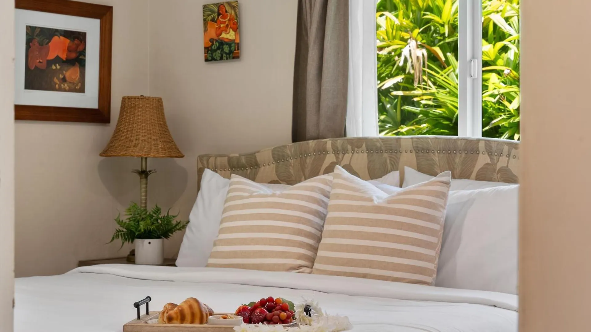 International Colony Club 22 Villa Lahaina